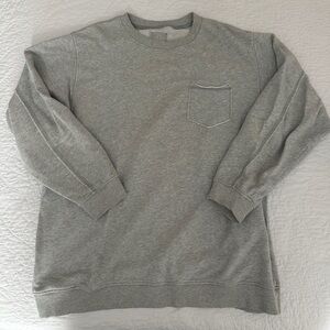 Women’s Gray Sweatshirt